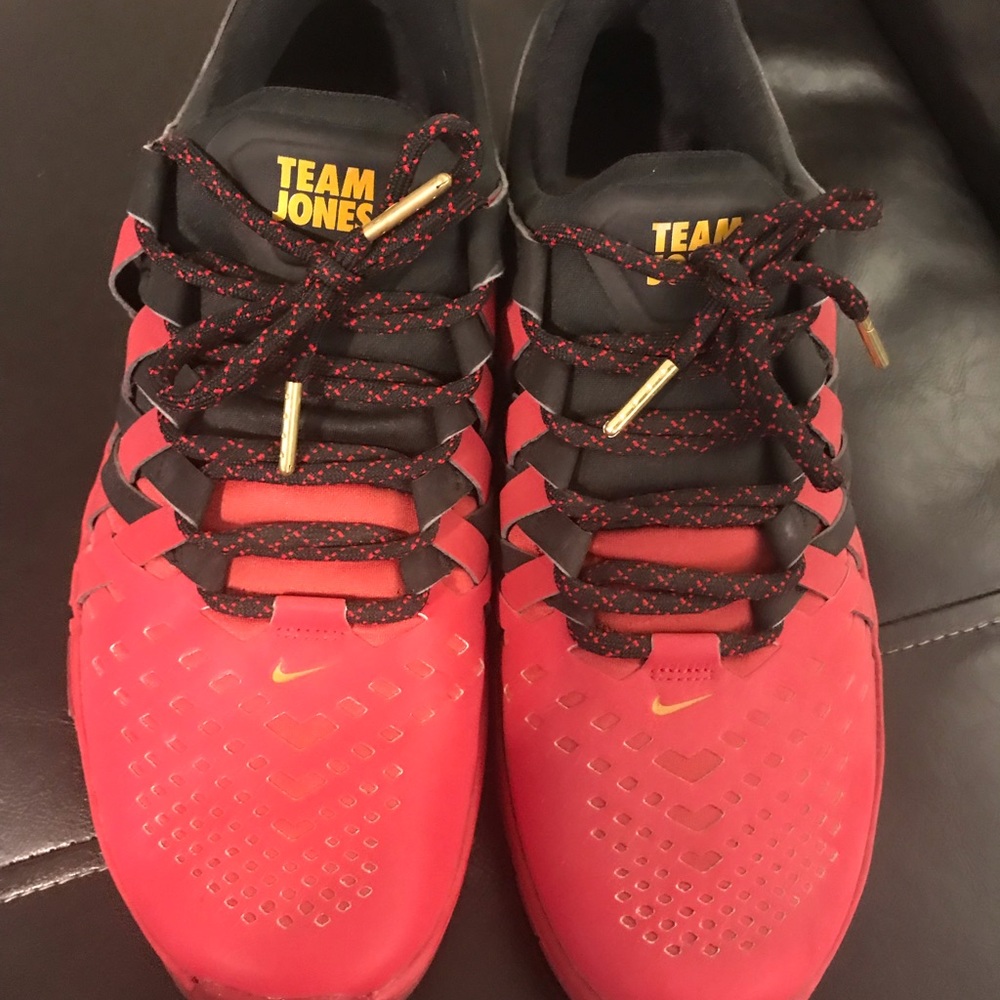 NIKE Jon Jones Rare UFC trainers 11